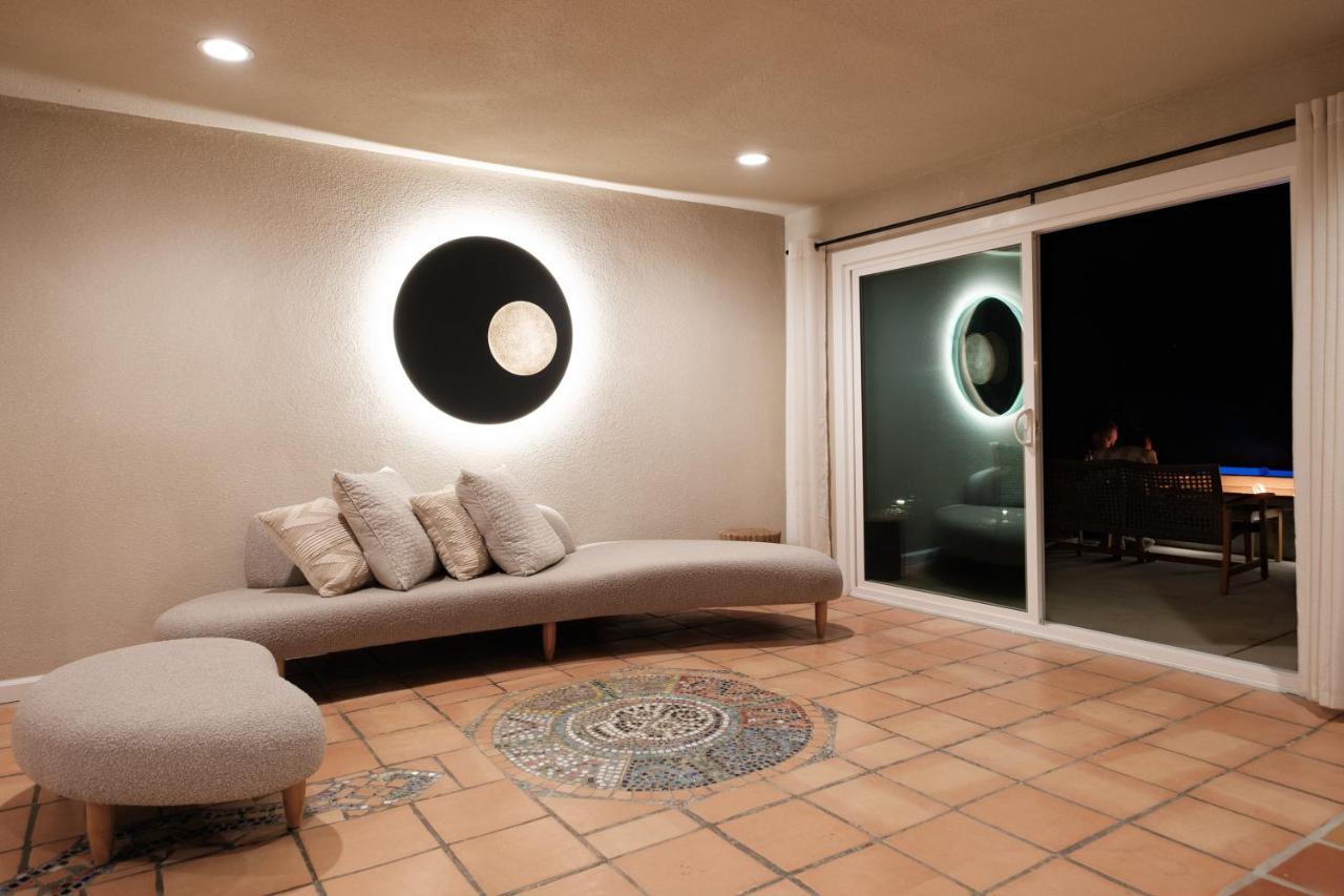 @ Marbella Lane - The Moon Designer Home Right Behind The Jtnp 조슈아 트리 외부 사진